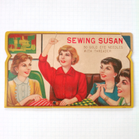 〝SEWING SUSAN 50 GOLD EYE NEEDLES WITH THREADER〟裏